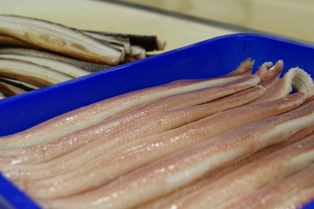 paling filet ambachtelijk gerookt bij Holland Paling